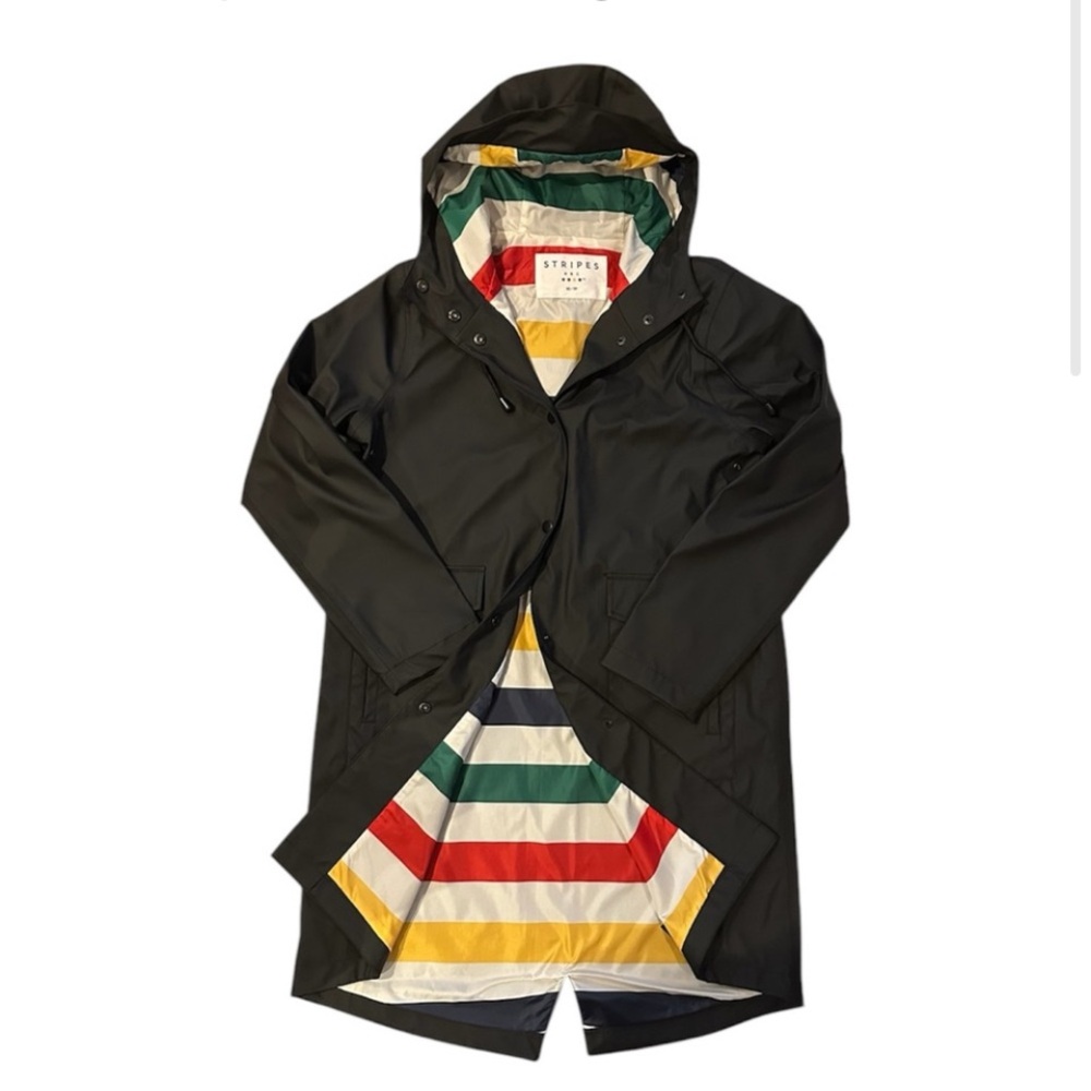 HBC Stripes Hudson’s Bay Company Raincoat Lined- Small
LAST PRICE DROP TODAY
